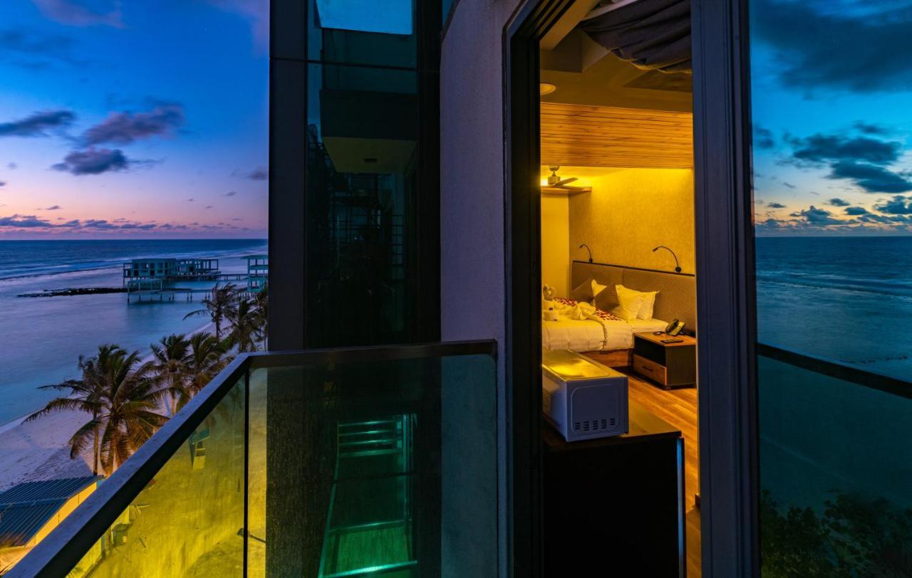 הולהומאל Chen Beach Inn מראה חיצוני תמונה